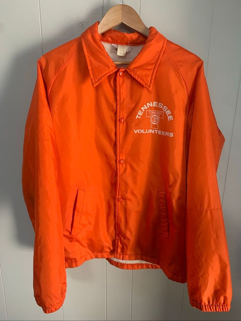 Vintage Chalk Line orange Tennessee Volunteers nylon coach's jacket Large